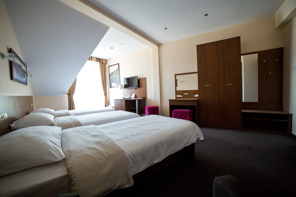 Standard Triple Room photo 1
