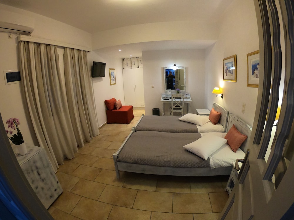Triple Room - Photo 3