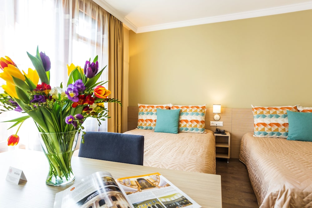 Deluxe Room - Photo 2