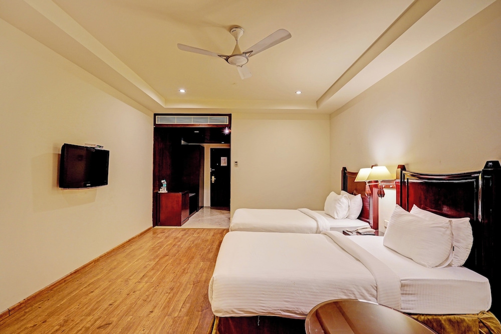 Deluxe Double Room, City View