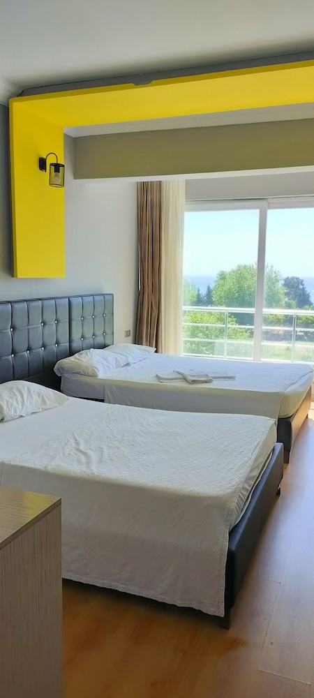 Quadruple Room photo 2