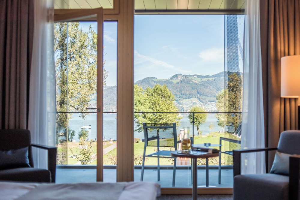 Lake View Double Room photo 3