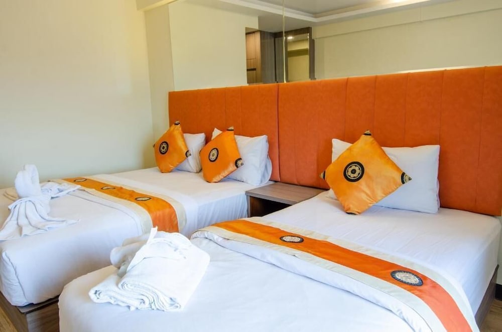 Deluxe Triple Room photo 3