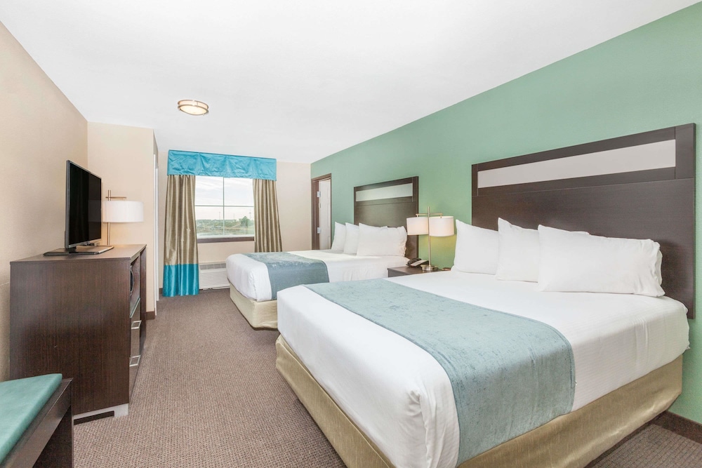 Room, 2 Queen Beds, Accessible, Non Smoking (Mobility,roll in shower) photo 1