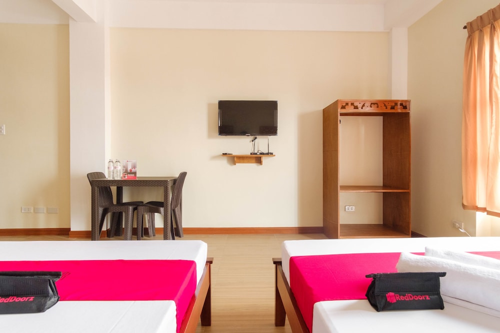 Quadruple Room - Photo 3