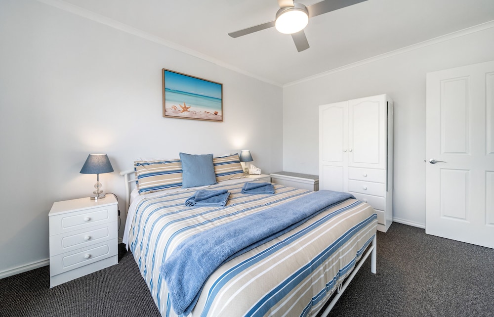 Bayview Guest Wing Apartment photo 3