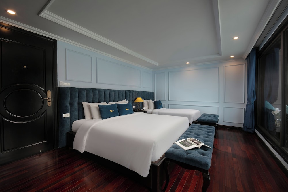 Family Suite, Balcony, Bay View photo 1