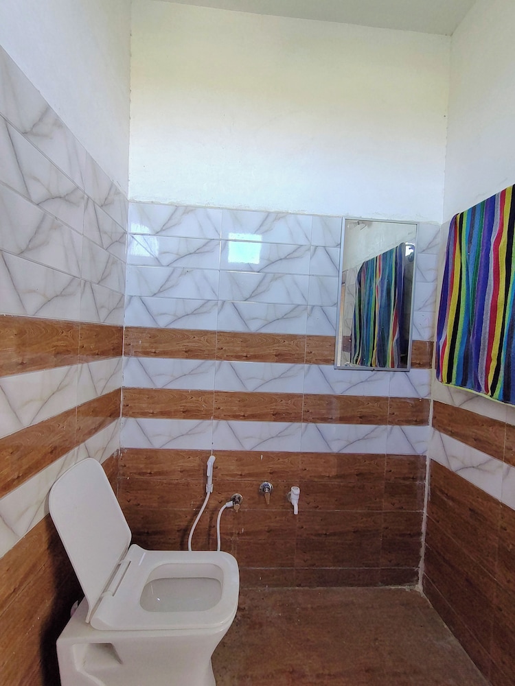 Deluxe Single Room, Balcony, Garden View