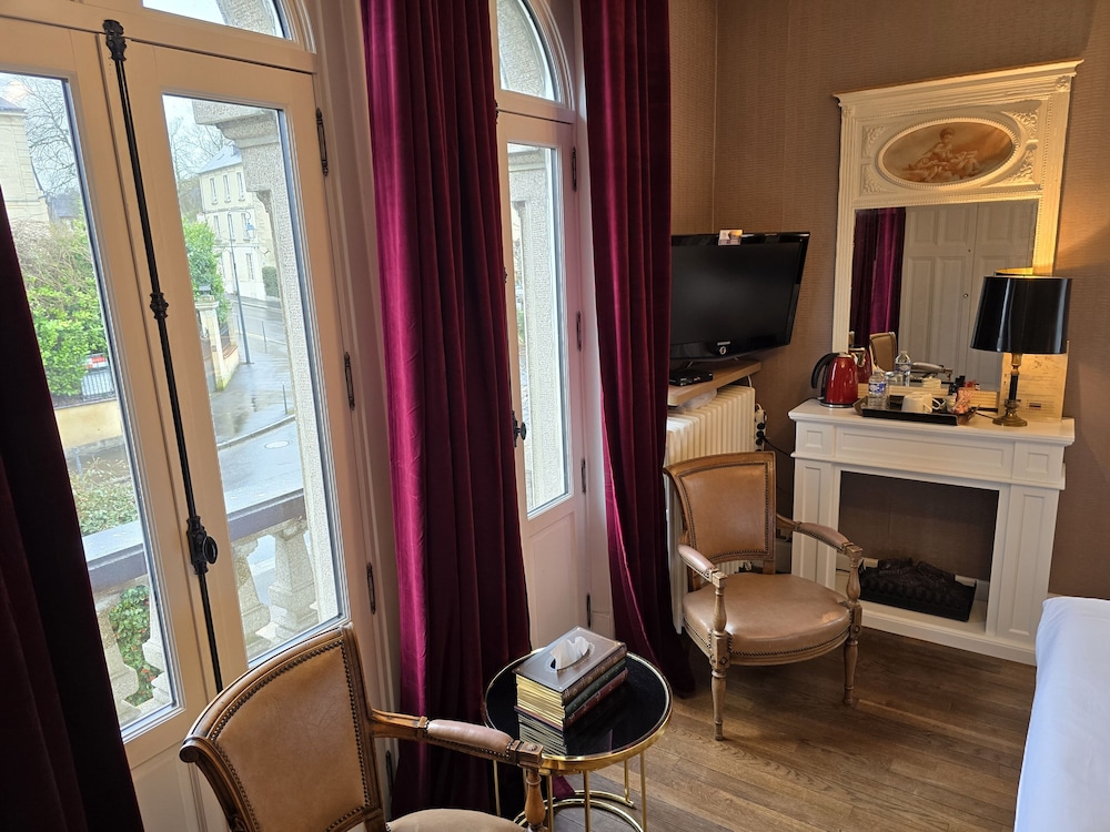 Superior Double Room (Queen Bed) photo 3