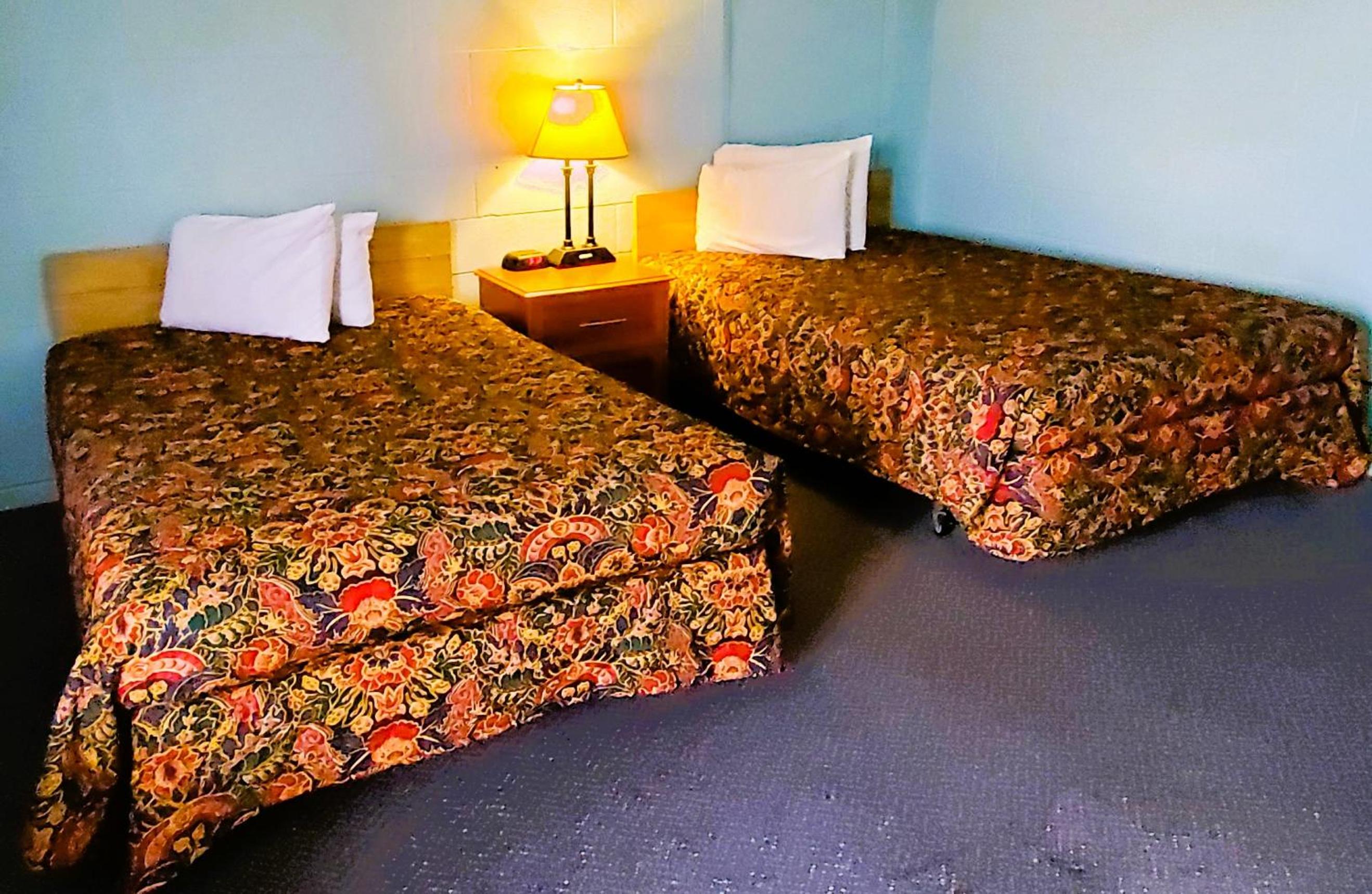 Deluxe Double Room with Bath photo 3