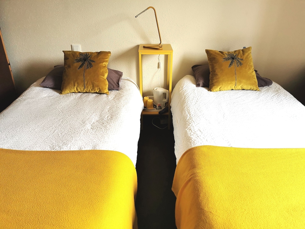 Standard Double Room photo 2