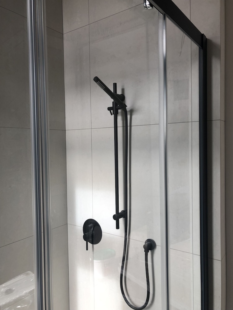 Available room