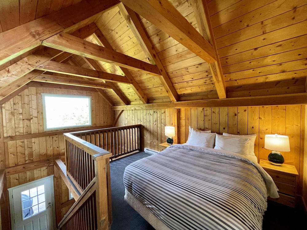 Cabin, 1 Bedroom, Oceanfront photo 1