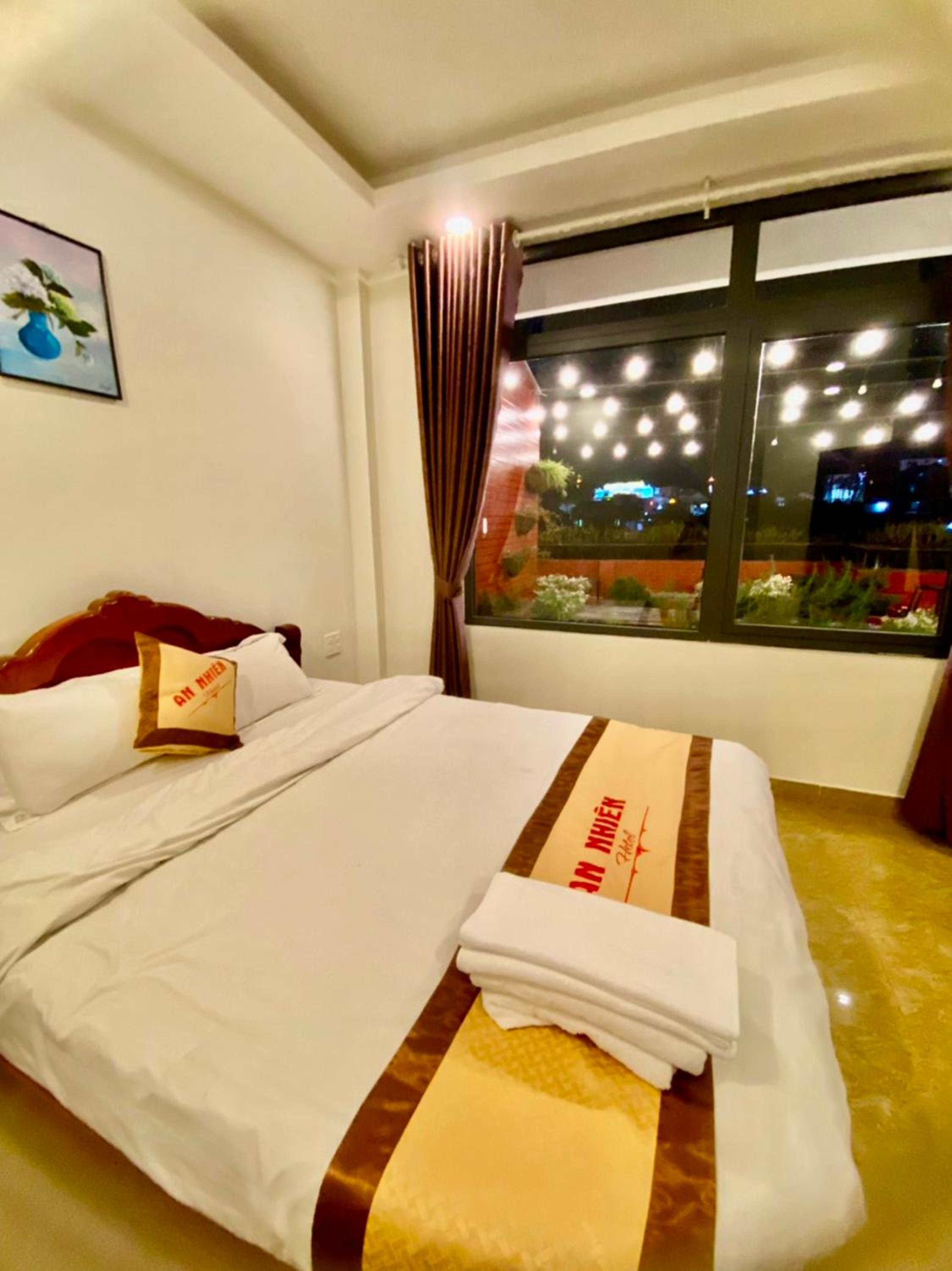 Double Room with Balcony - Photo 1