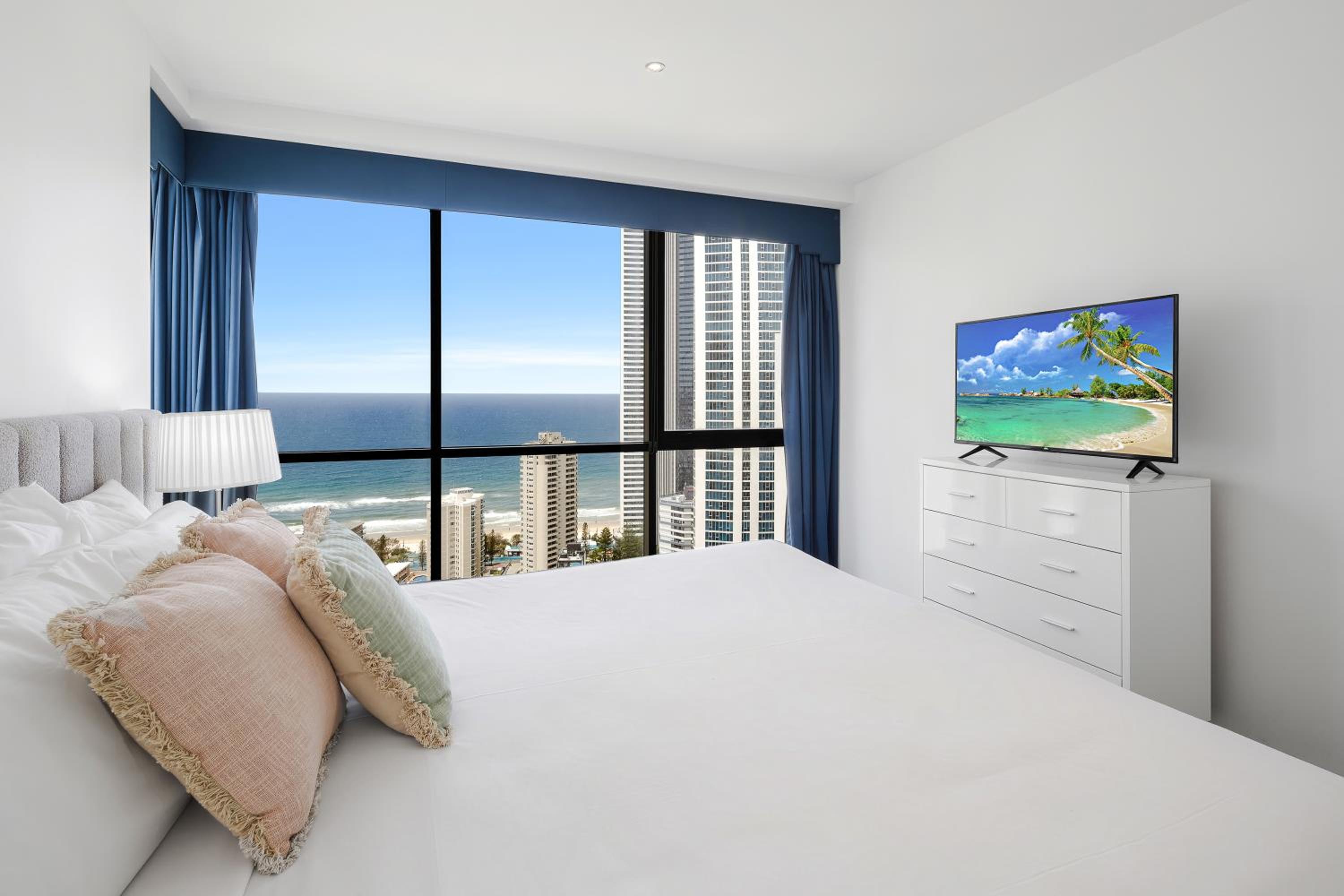 Two-Bedroom, Two-Bathroom Spa Apartment with Study & Ocean Views - Level 31