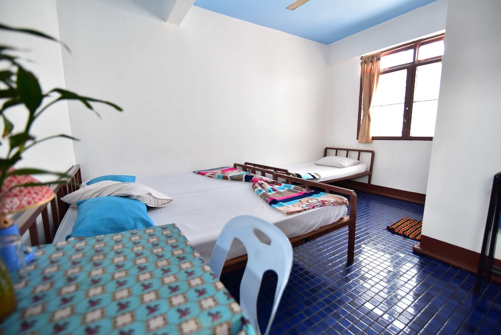 Standard Triple Air-Con Room photo 1
