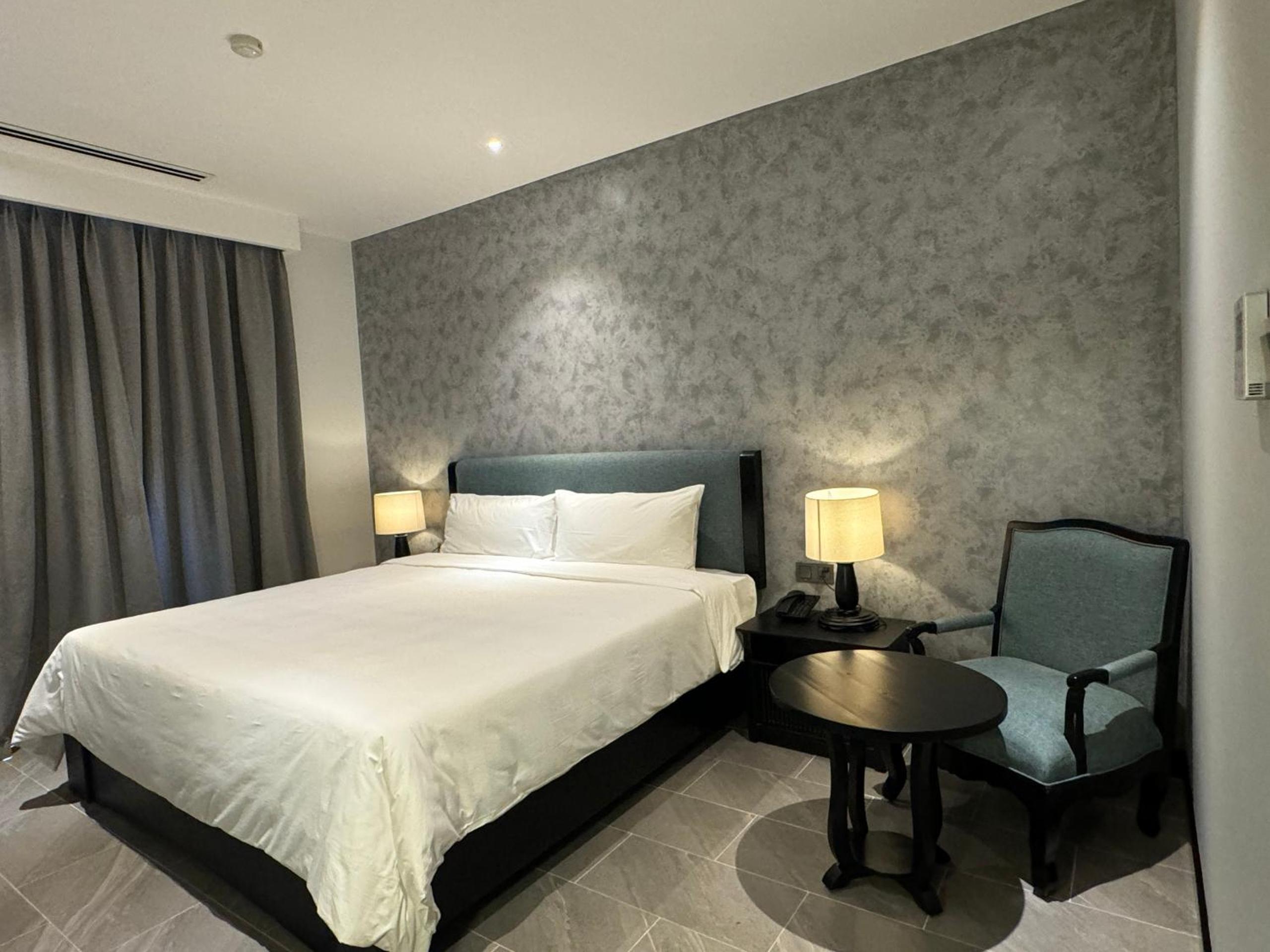 Superior Queen Room