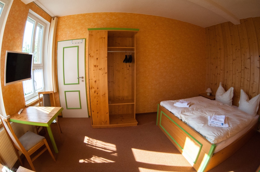 Classic Double or Twin Room photo 1