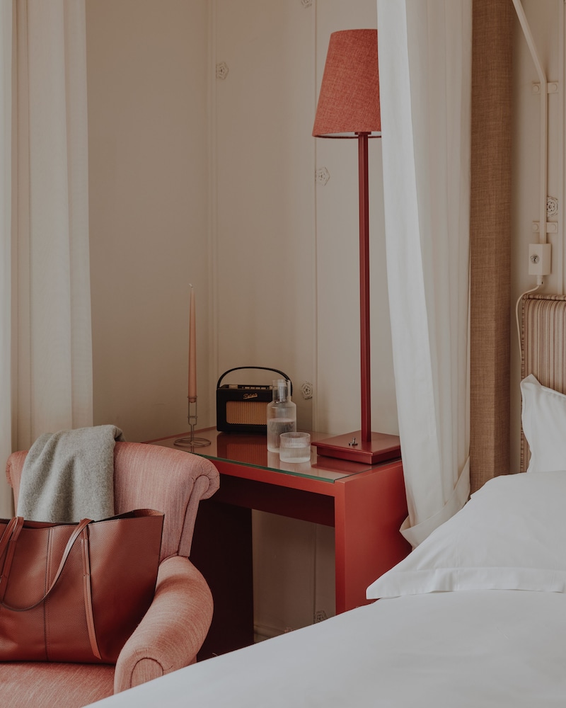 Room (Bigger Guest Room) photo 2