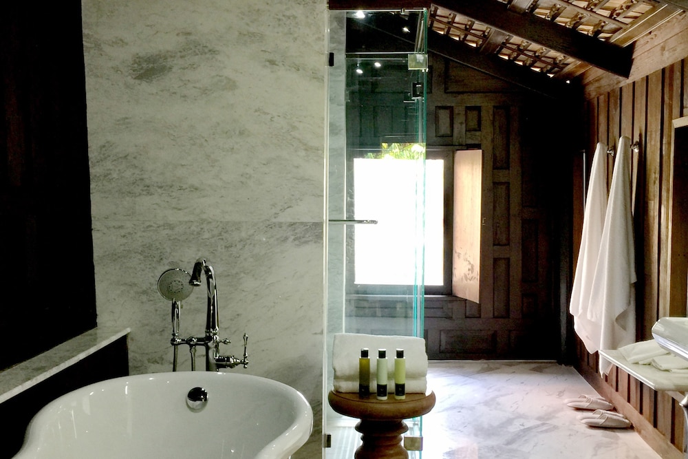 One Bedroom Private Pool Villa thumbnail 5