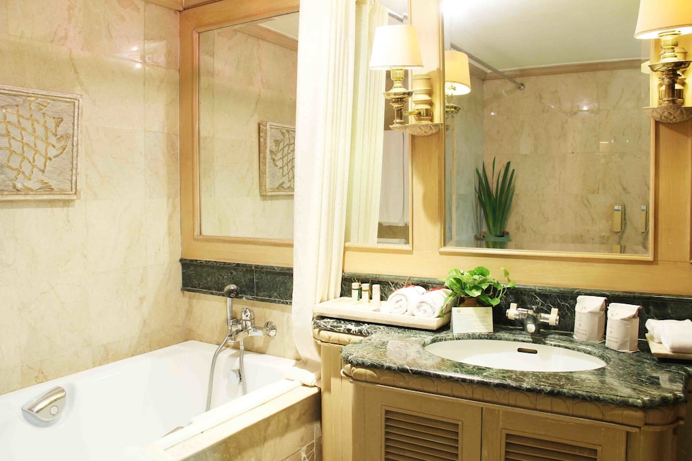 Grand Villa, 1 Double Bed photo 2