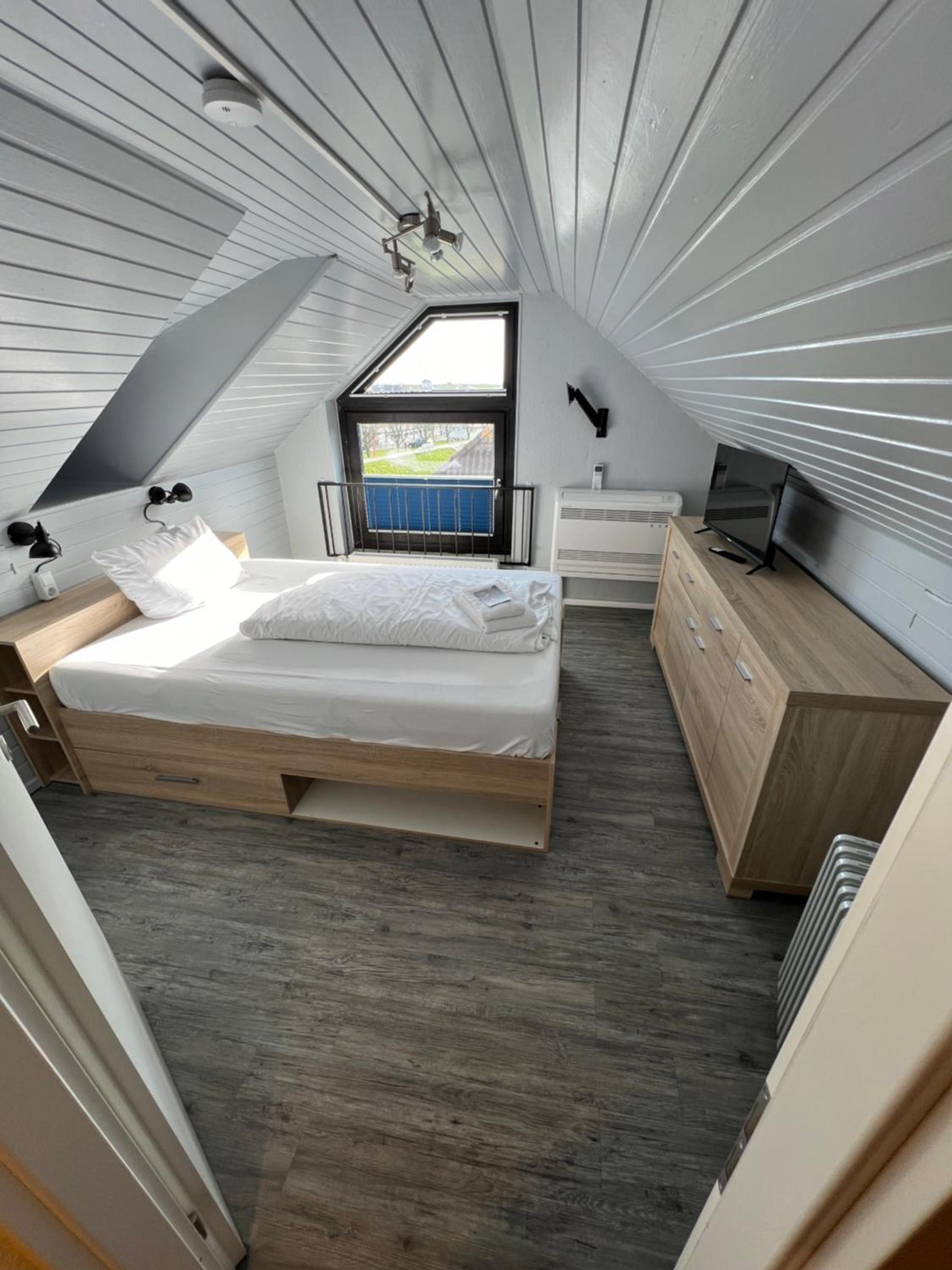 Small Double Room photo 1