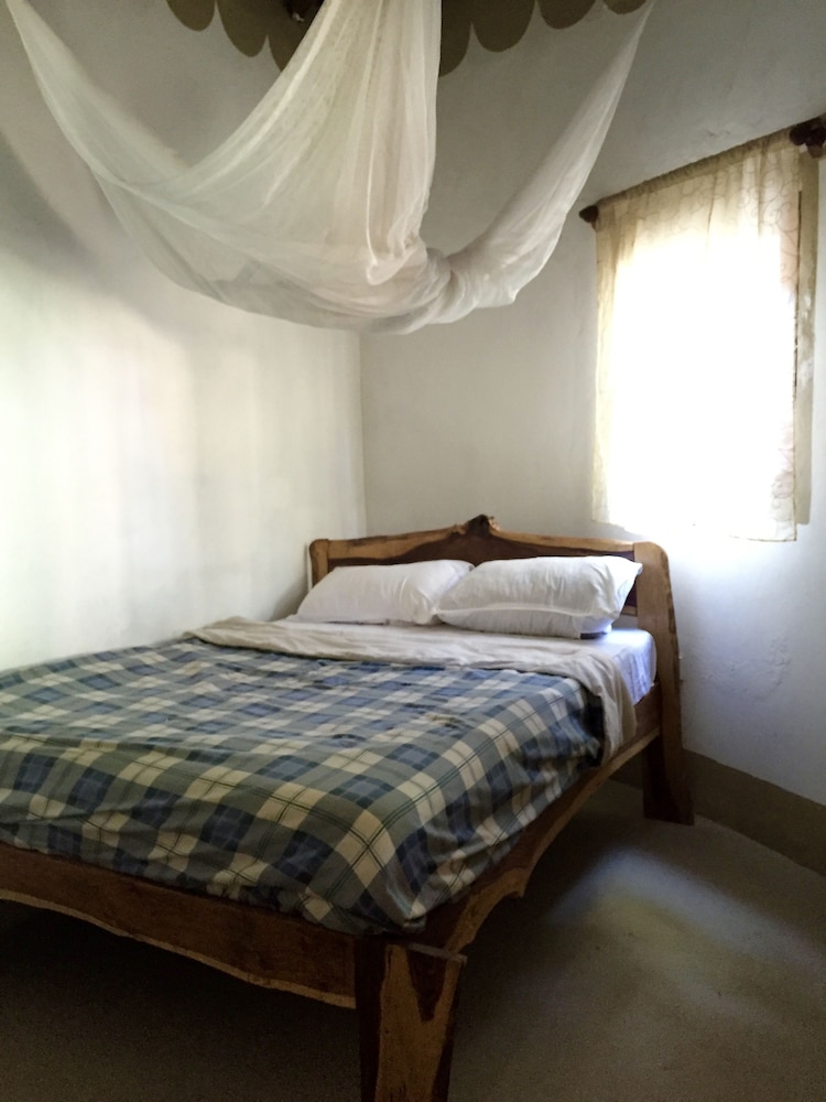 Economy Double Room photo 1