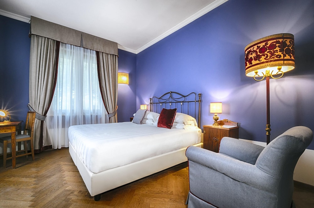 Classic Double or Twin Room