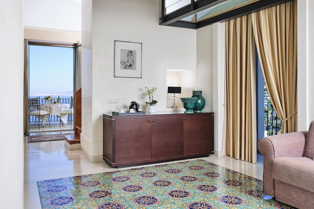 Suite, Terrace, Sea View (Criseide)