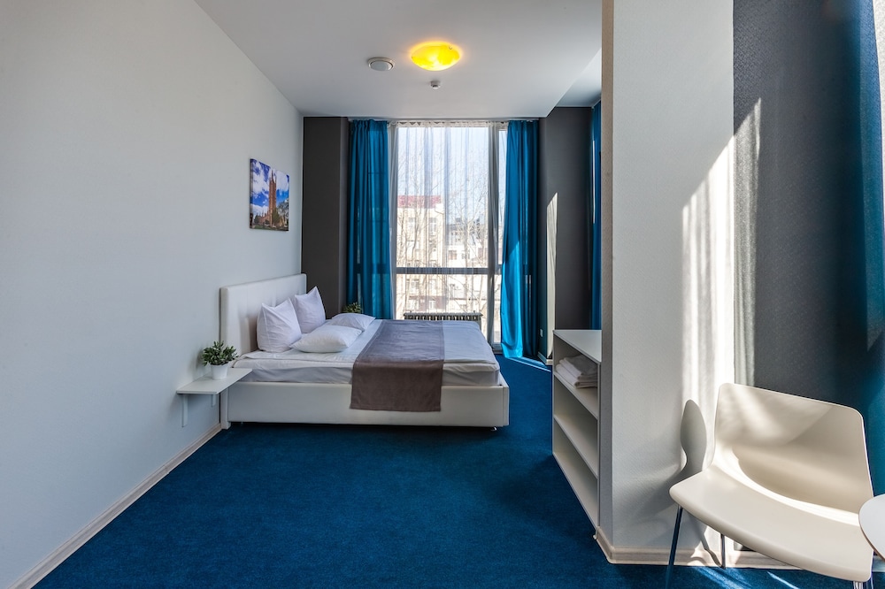 Basic Quadruple Room photo 3