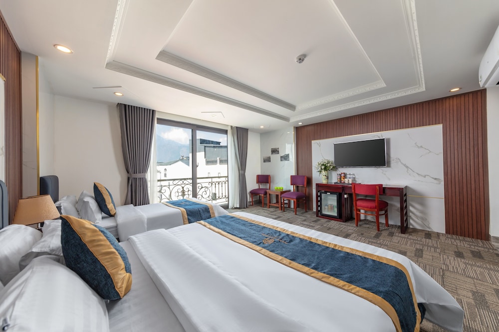 Premier Triple Room photo 3