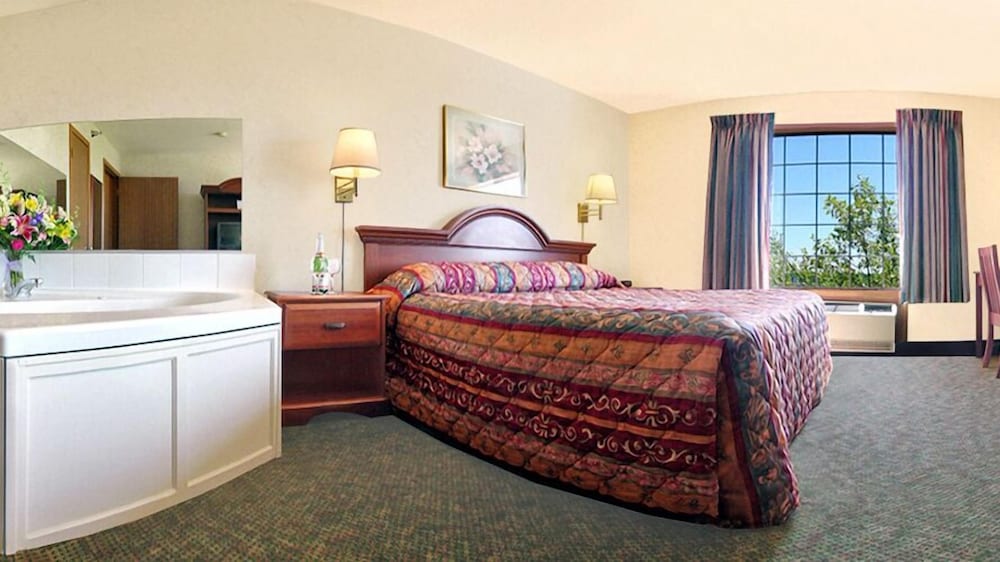 Studio Suite, 2 Queen Beds, Non Smoking photo 3