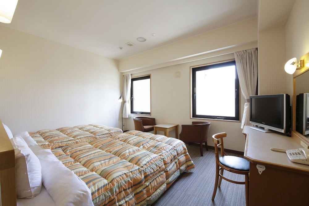 Twin Room, Non Smoking photo 3