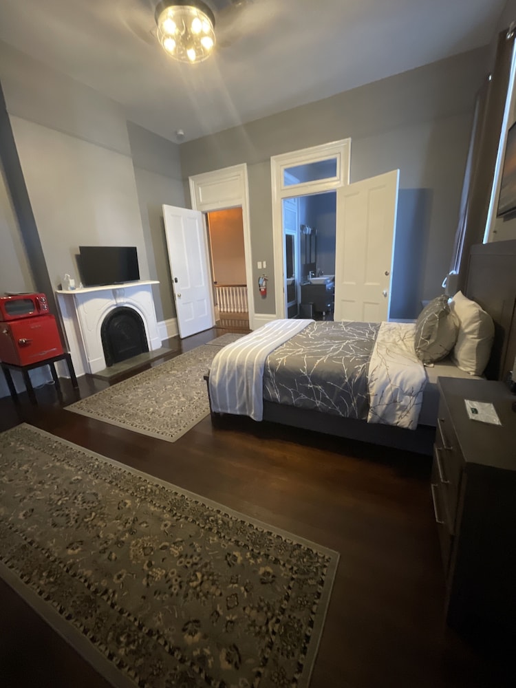 The Grey Suite - Photo 4
