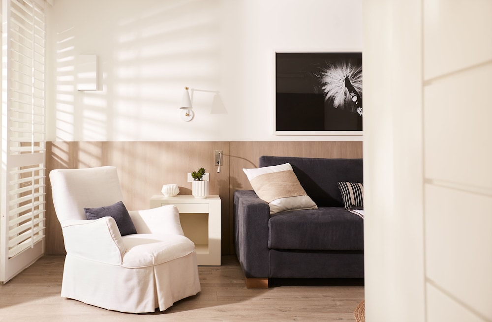 LUX* SUITE (85 sqm) - Photo 6