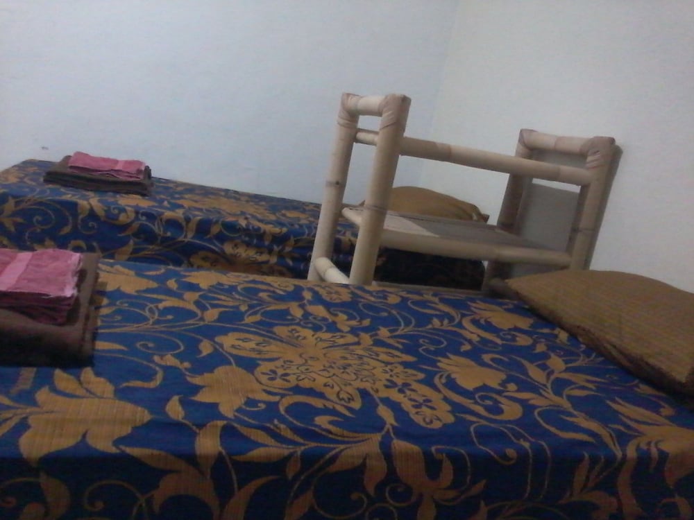 Shared Dormitory, Sea View photo 3