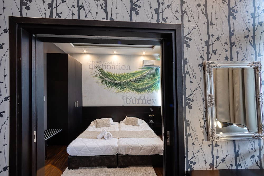 Standard Room photo 2