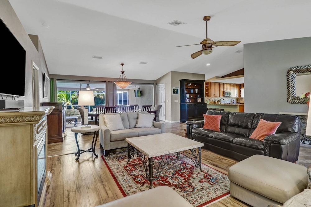 House (7384 Willems Dr)