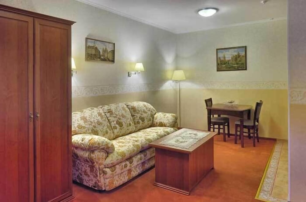 Family Apartment photo 2