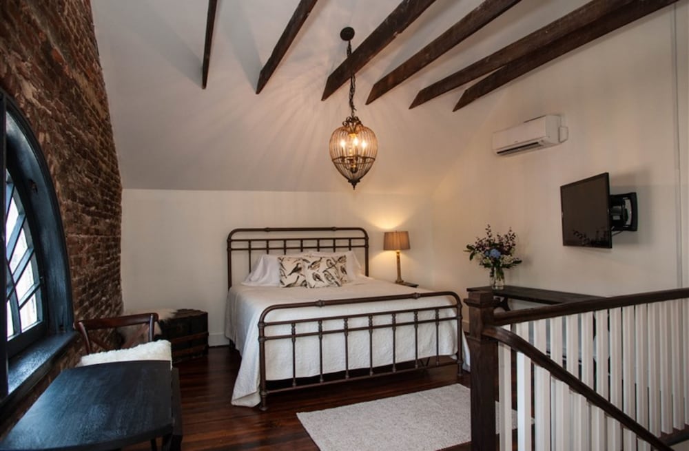 Room, Private Bathroom (3 - Library Loft)