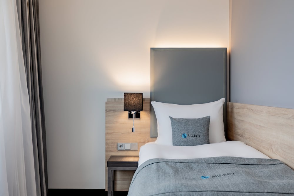 Business Single Room