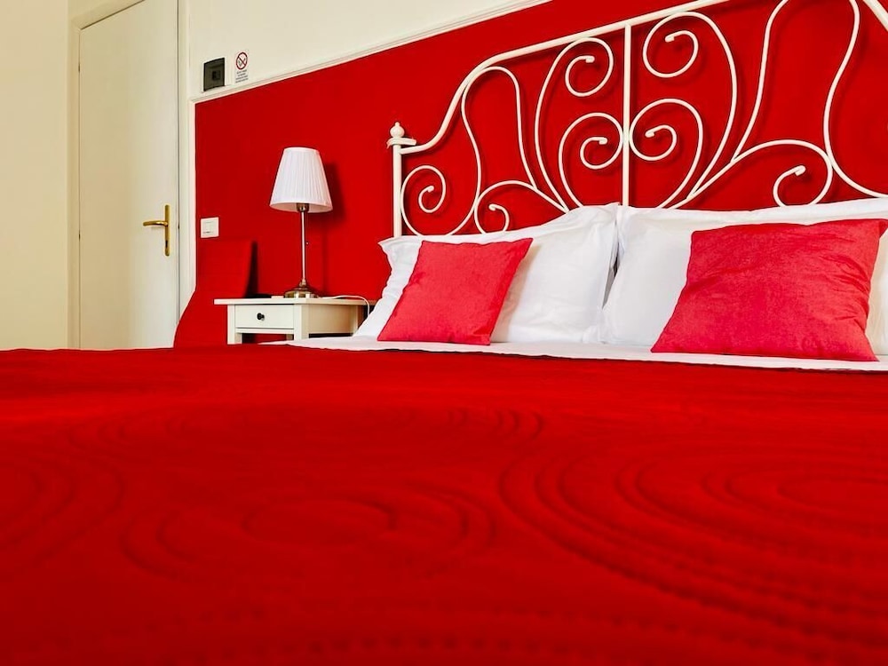 Panoramic Triple Room photo 2