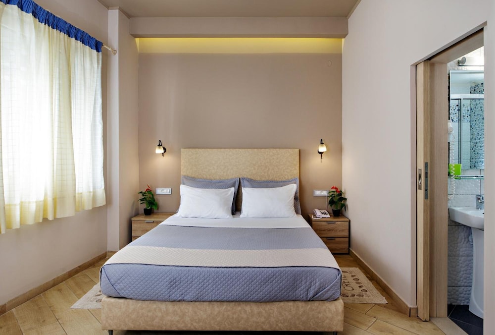 City Double or Twin Room, Ground Floor photo 2