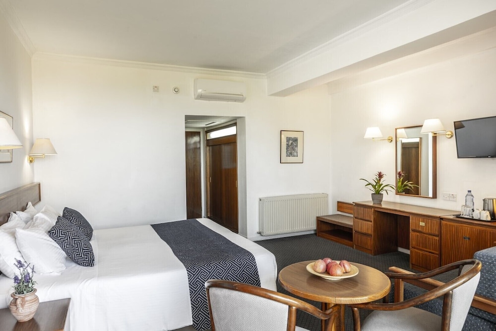 Grand Double or Twin Room photo 3
