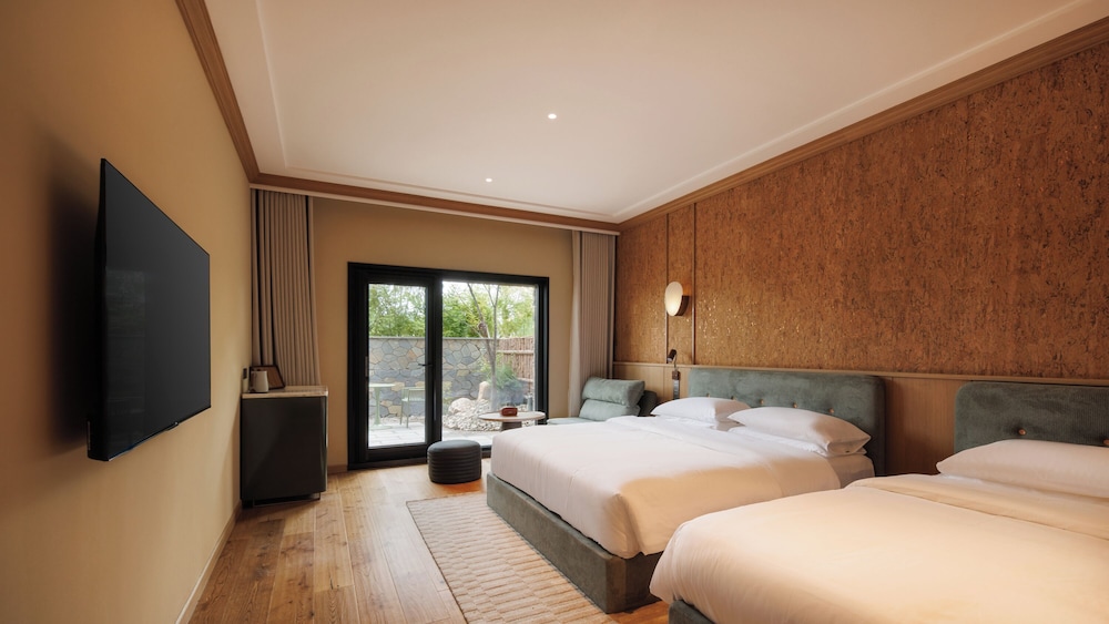 Family Twin Room, Courtyard View