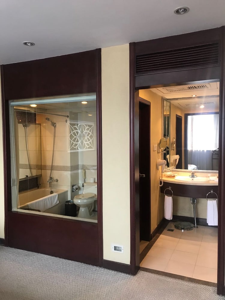 Executive Suite photo 3