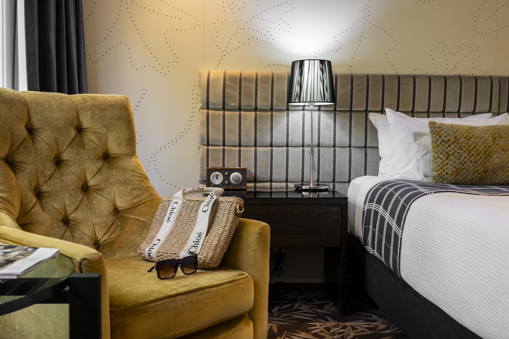 Executive Room photo 2