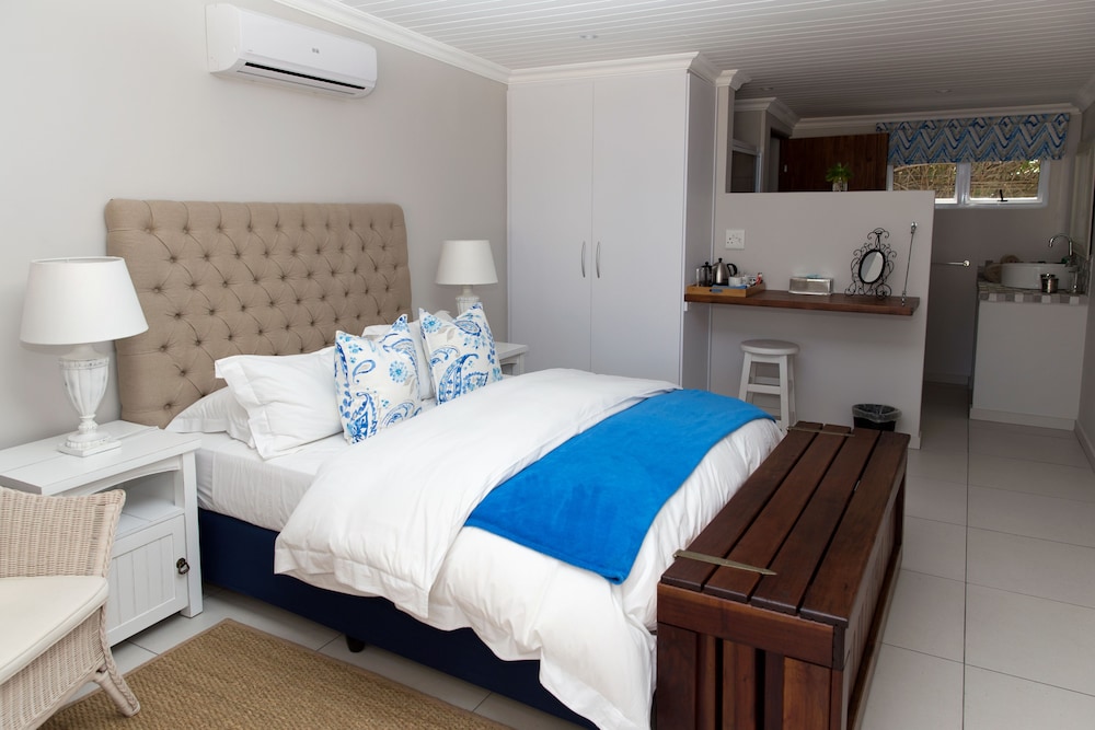 Standard Room photo 1