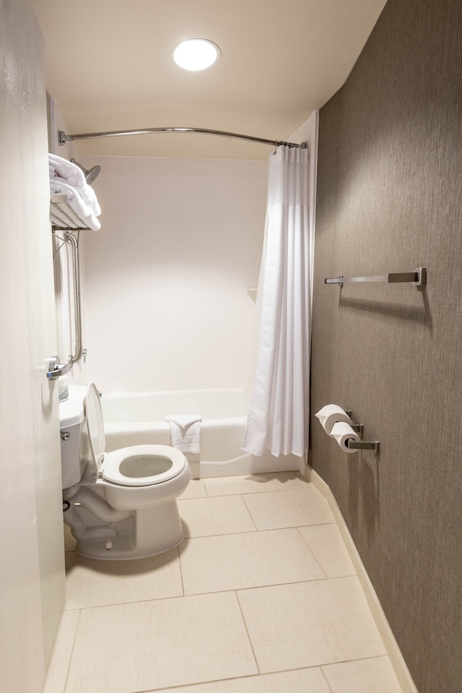 Suite, Multiple Beds - Photo 6