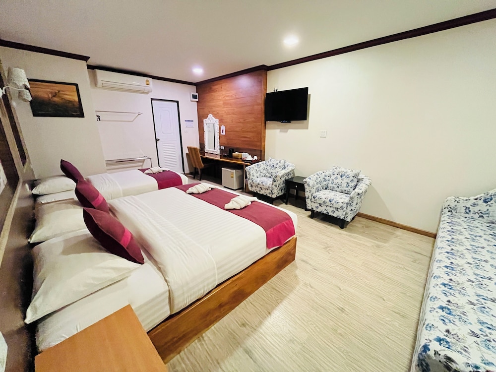 Family Deluxe Room photo 1